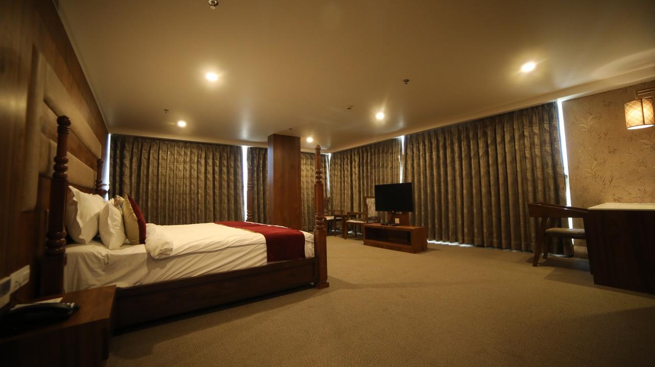 Regenta Central Somnath, Bhalpara Extérieur photo